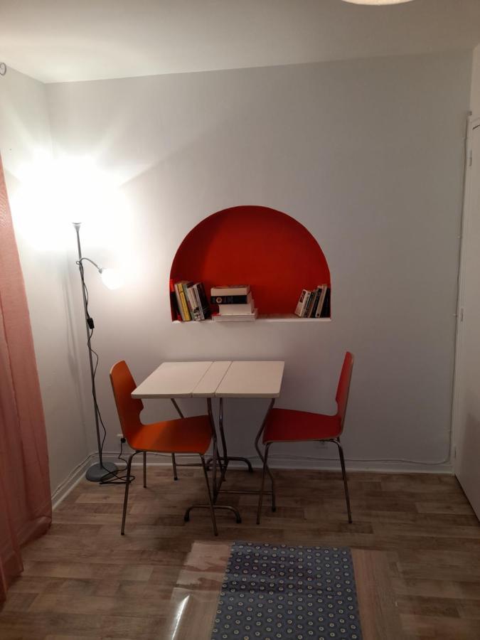 Orange Apartment